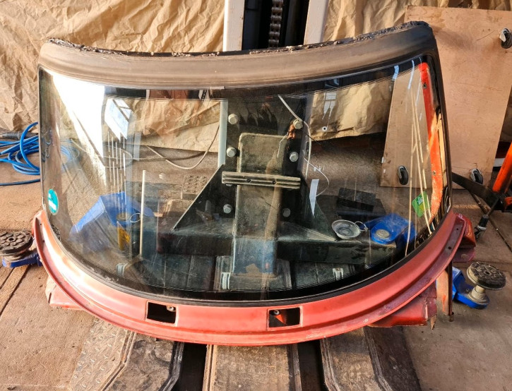 WINDSHIELD "SAAB" 900 CV