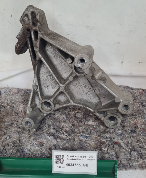 BRACKET ENGINE MOUNT 9-3