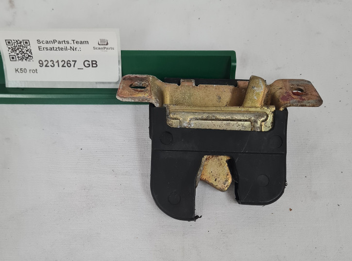 REAR LOCK 90 900 SEDAN CV