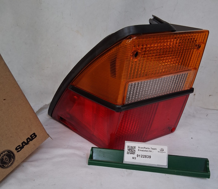 TAIL LIGHT LEFT 900 - NOS