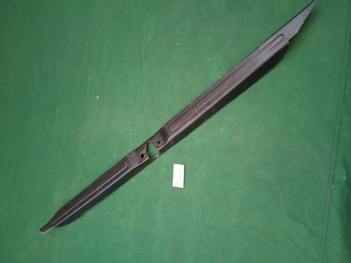 SCHWELLERSCHUTZ HECKKLAPPE 900