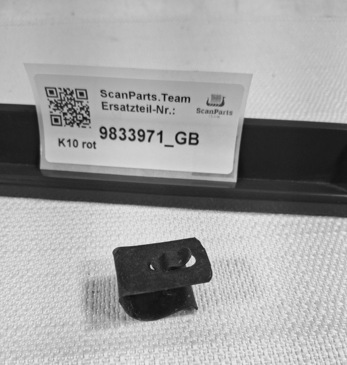 KLAMMER VORDERSITZ 900