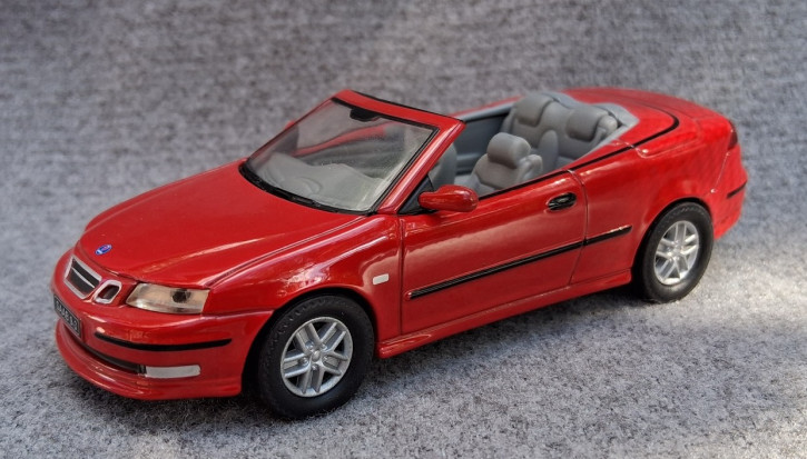 YATMING MODELL 9-3 AERO CABRIO ROT