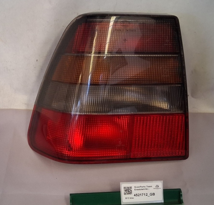 TAILLIGHT RIGHT 9000 CD