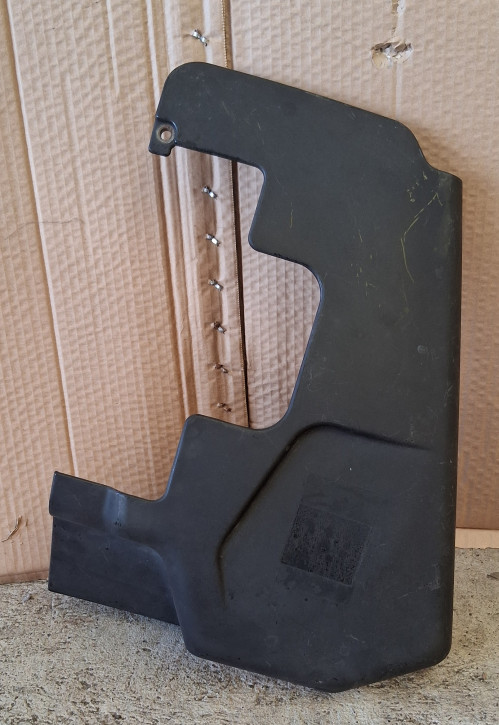 MOTORABDECKUNG 9000 V6