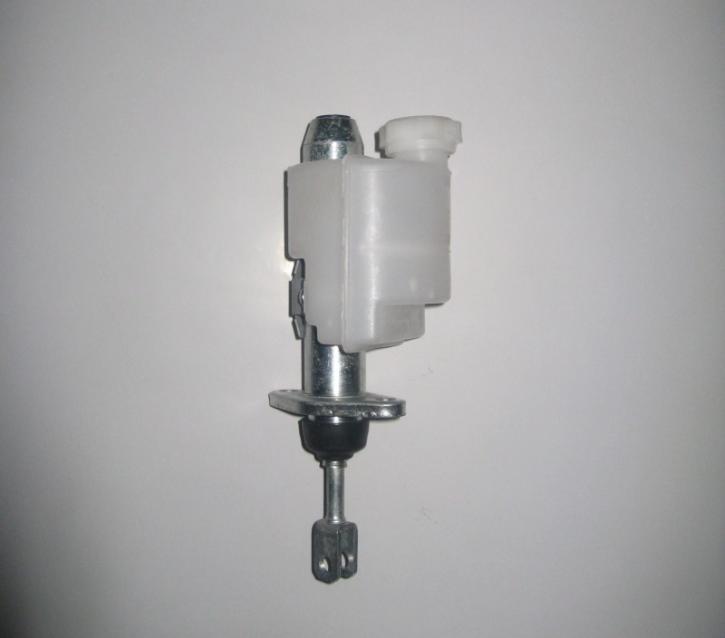 Main clutch cylinder plastic reservoir 1969-1980