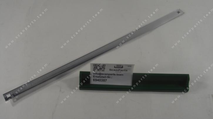 DECOR STRIP FRONT BUMPER SIDE PART 900