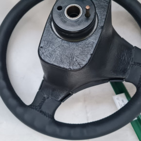 LEATHER STEERING WHEEL 3-SPOKRE 900