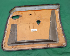 DOOR PANEL FRONT LEFT GREY 900