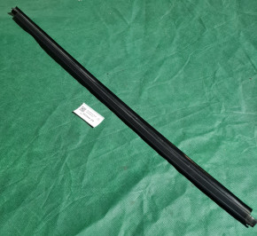 DECOR STRIP DOOR RIGHT 900 CV