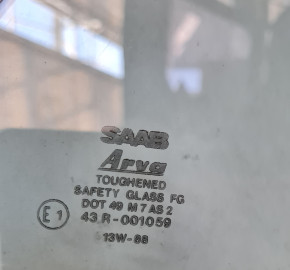 REAR SIDE WINDOW RIGHT 900 CV