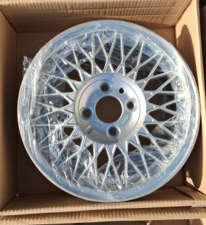 15" CROSS SPOKE RIM KIT WITH CAPS 900 9000