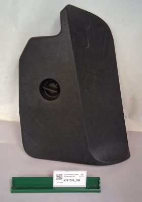 BULB SOCKE WITH COVER REAR RIGHT 9000CD
