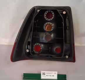 TAILLIGHT RIGHT 9000 CD