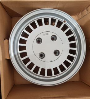 15" US TURBO RIM KIT WITH CAPS 90 99 900