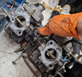 TWIN CARBURETOR STROMBERG ZENITH 99 900 GLs
